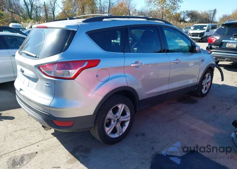 2014 Ford Escape Se z USA, uszkodzony, nr VIN 1FMCU9GX5EUD28678